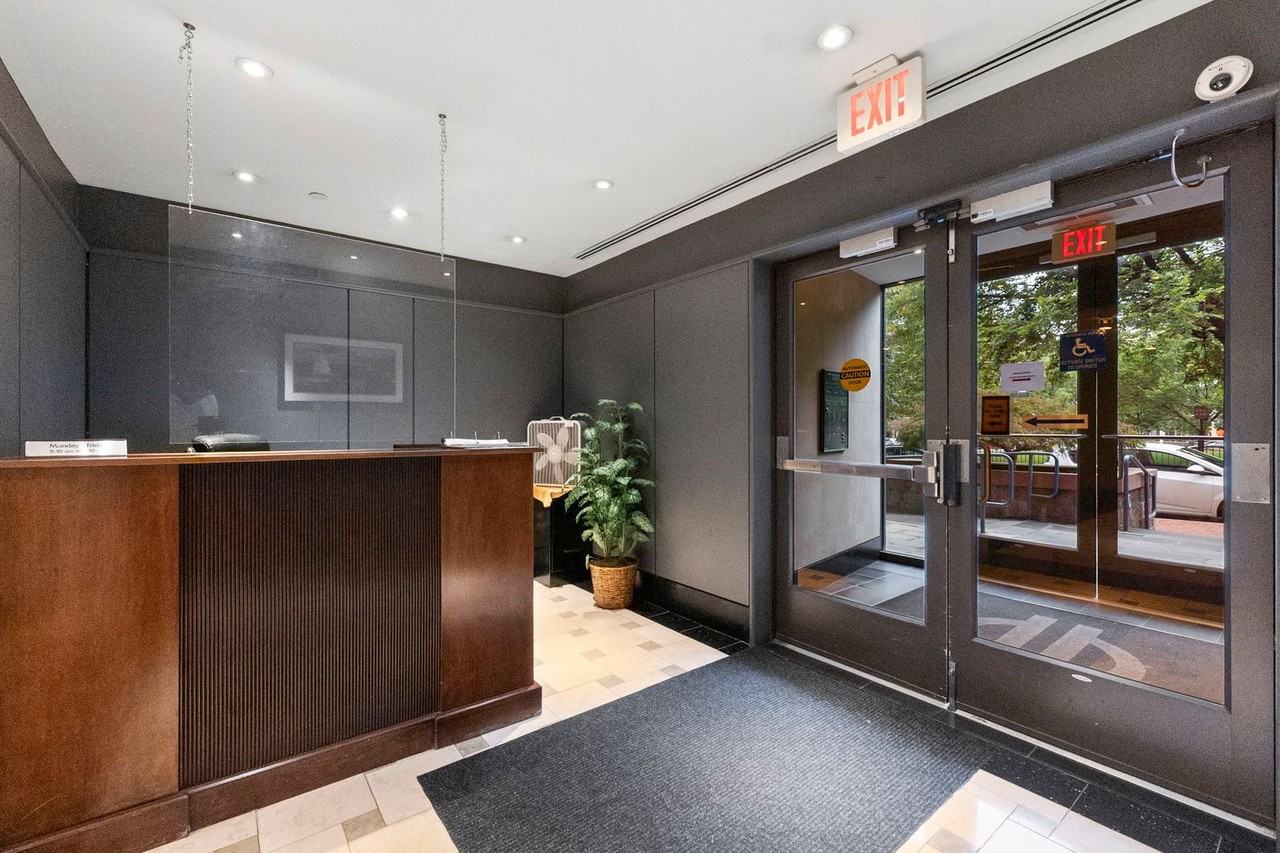 1001 L St Nw - Photo 3 of 18