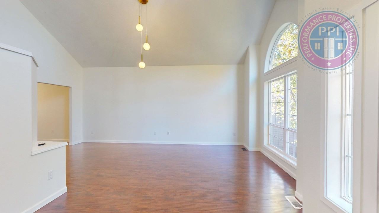 14580 Sw Grandview Ln - Photo 4 of 46