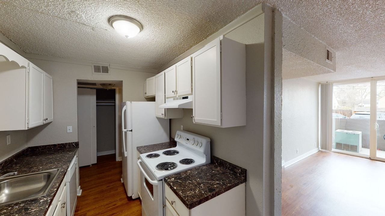 Amber Apartments - Photo 5 of 43