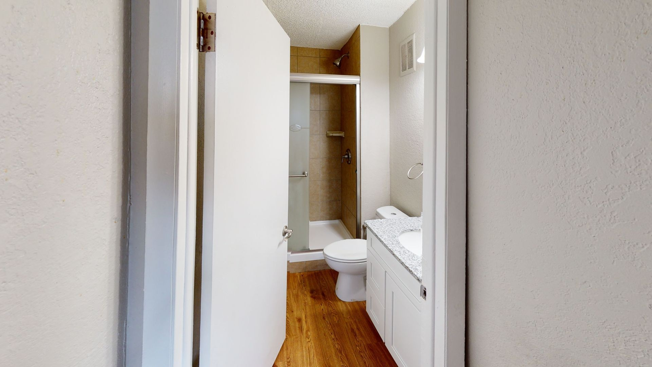 Amber Apartments - Photo 6 of 43
