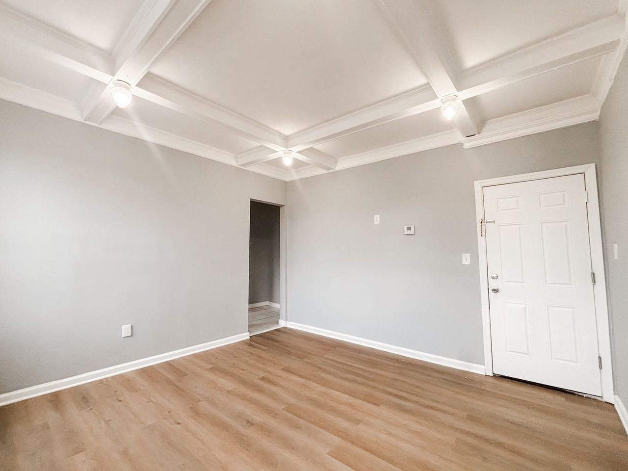 807 S 17th St - Photo 3 of 20