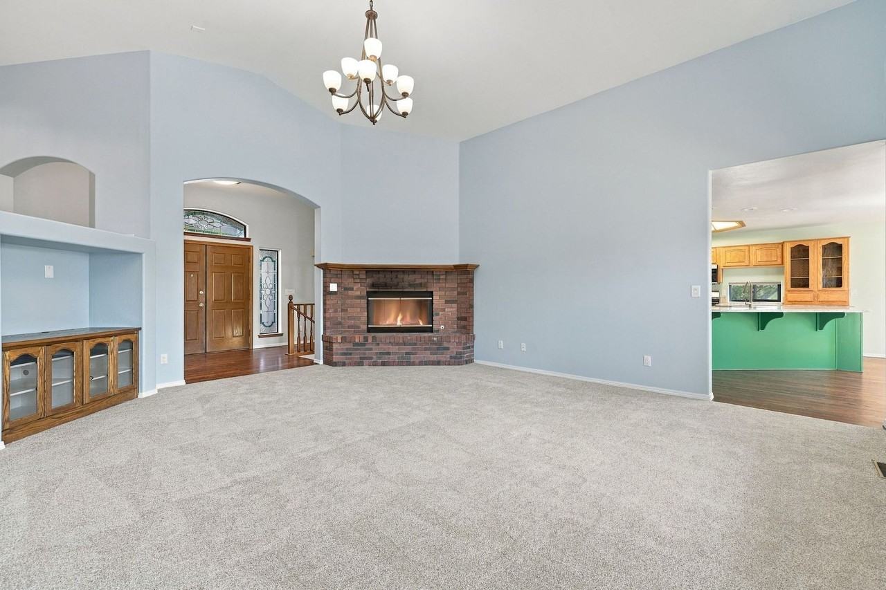 2101 Meander - Photo 7 of 21