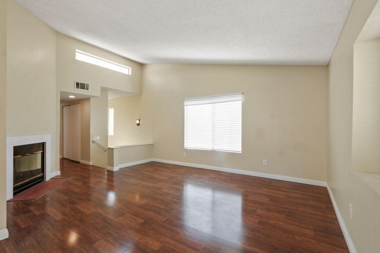 8362 Sunset Trail Pl #E - Photo 3 of 11