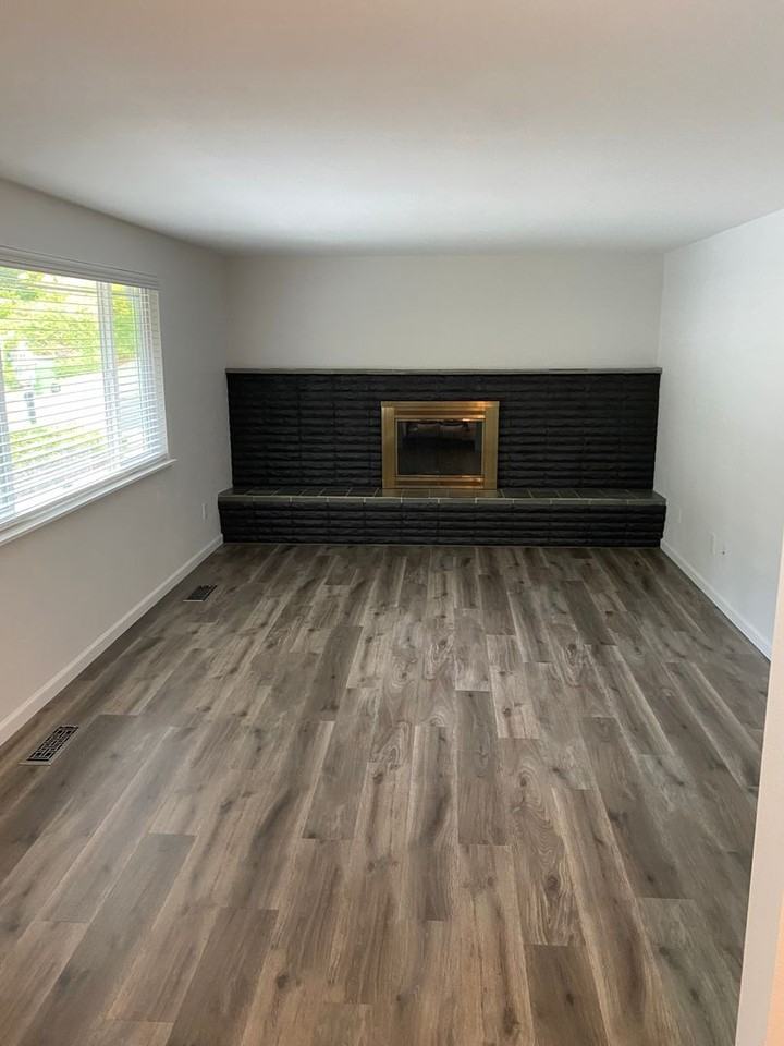 4614 89th Ave W - Photo 2 of 22