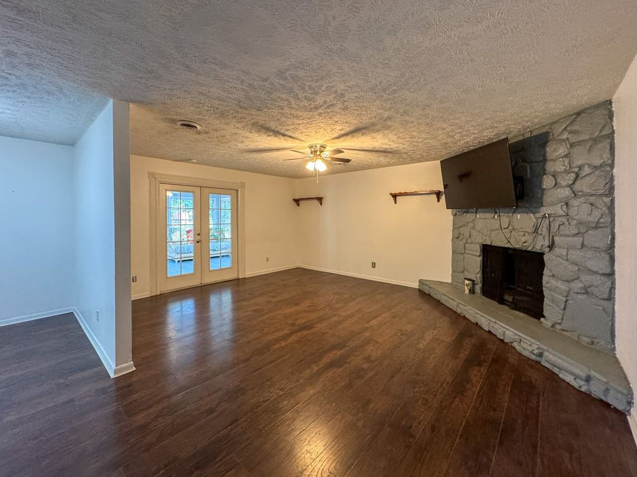 1962 Aspen Cir - Photo 7 of 25