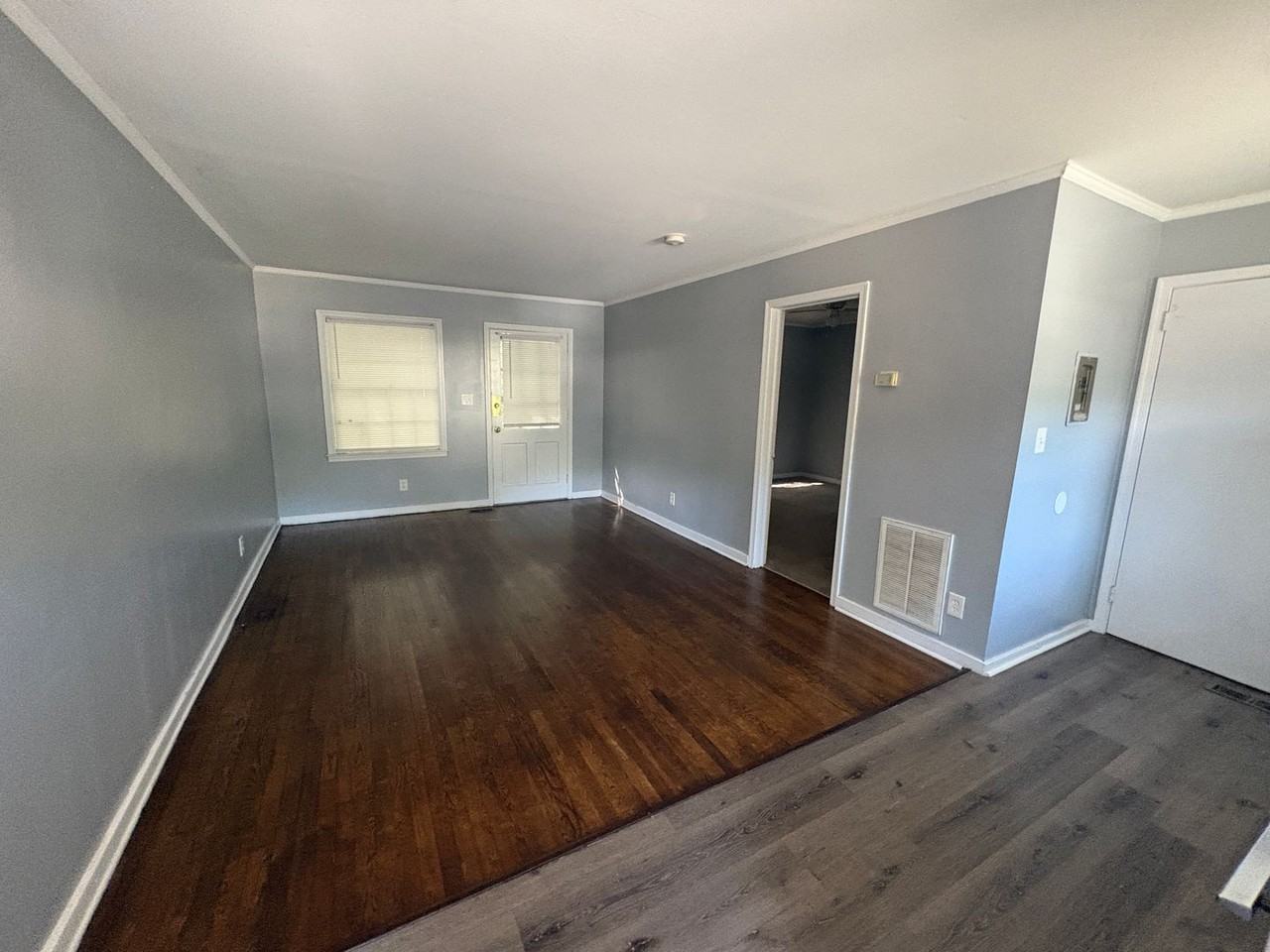 3404 Craig Ave - Photo 2 of 9