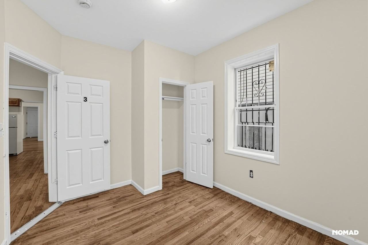 72 Norwood St - Photo 6 of 50