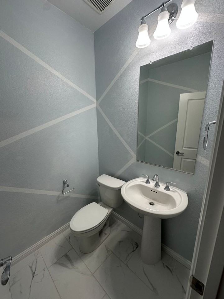 209 Brush Creek Dr - Photo 7 of 35