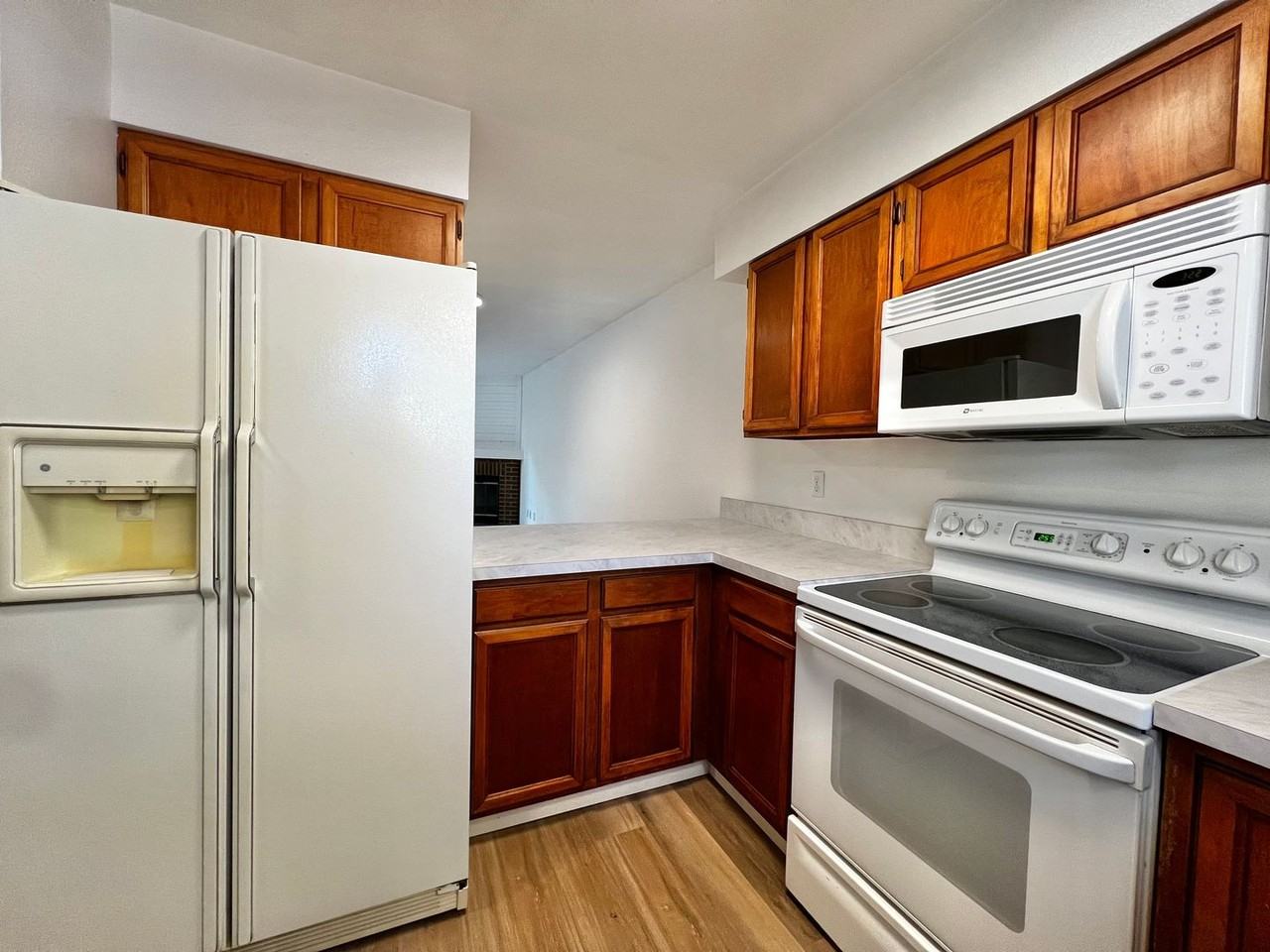 4255 Westshore Way Apt G24 - Photo 5 of 24