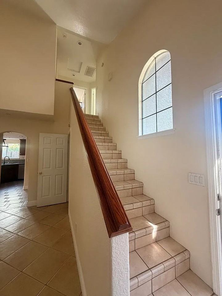 3151 Andre Ln - Photo 2 of 25