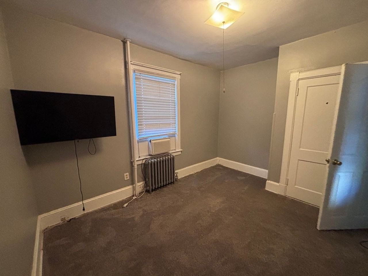35 Pearl St - Photo 4 of 24