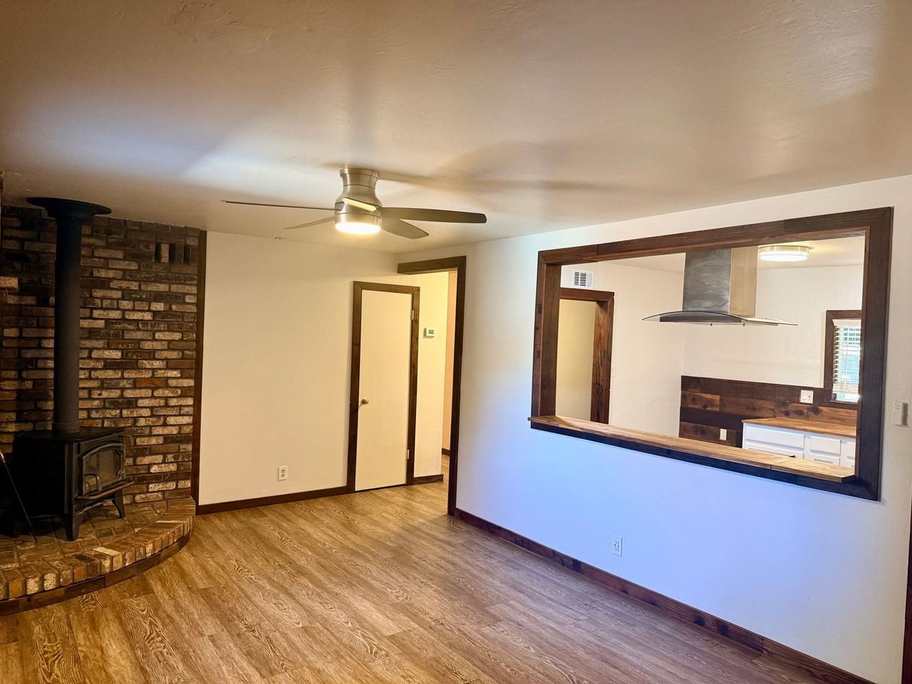 7107 Dolan Way - Photo 3 of 28