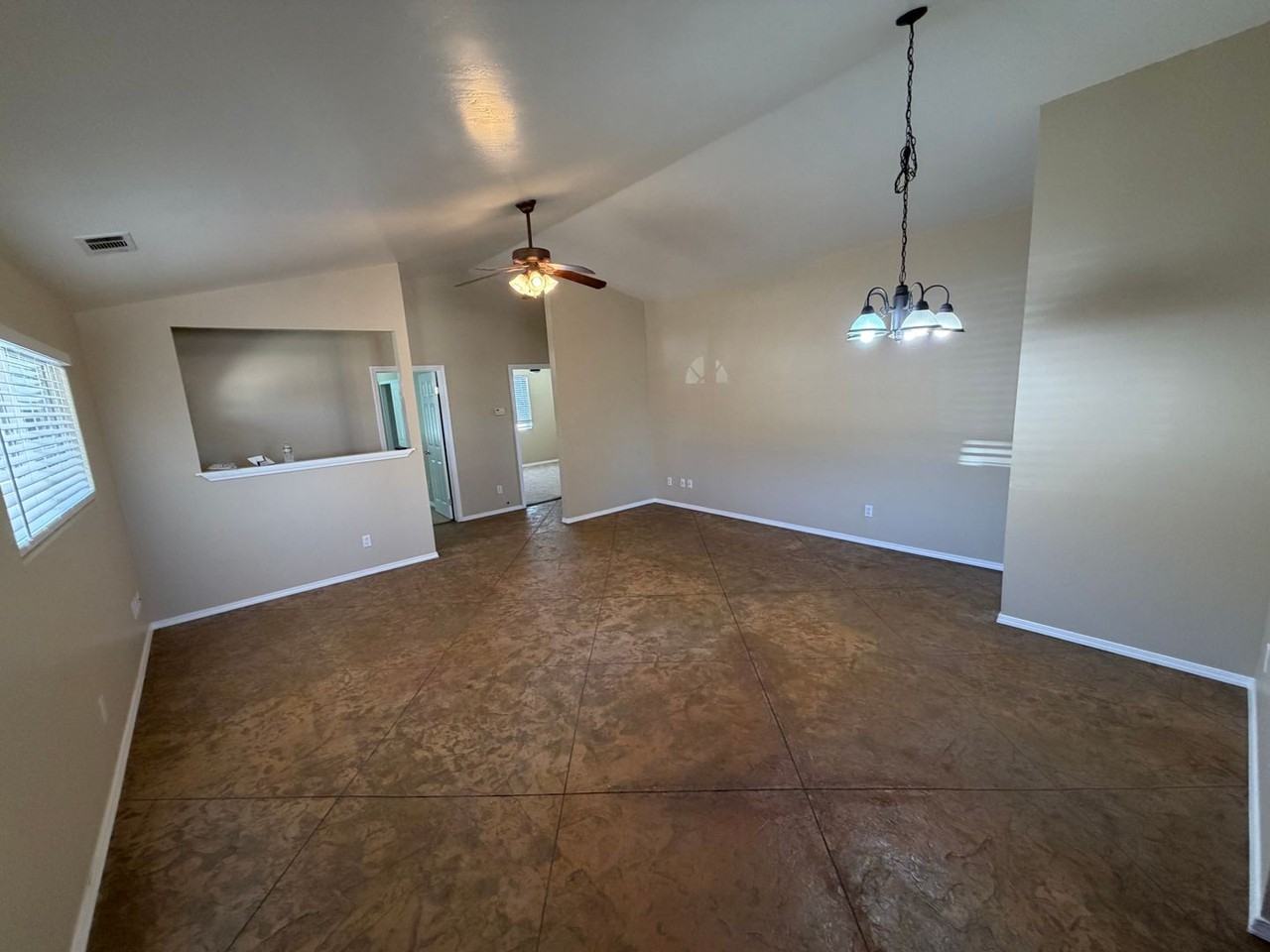 585 Highland Hills Rd - Photo 6 of 16