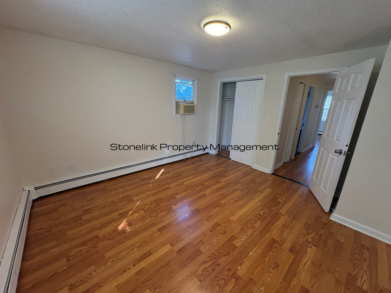 104 Sisson St - Photo 6 of 11
