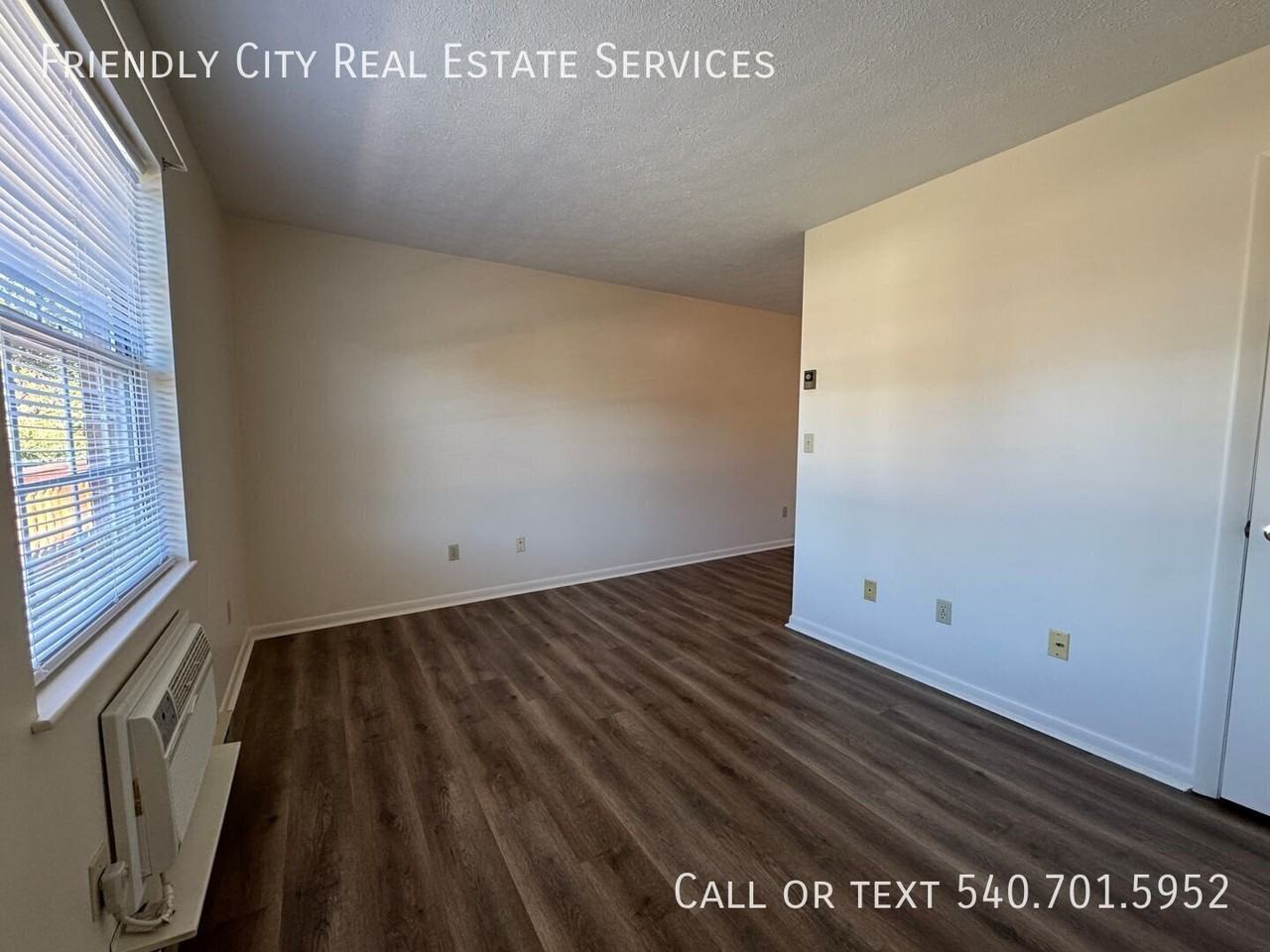 992 Chicago Ave #G - Photo 6 of 10