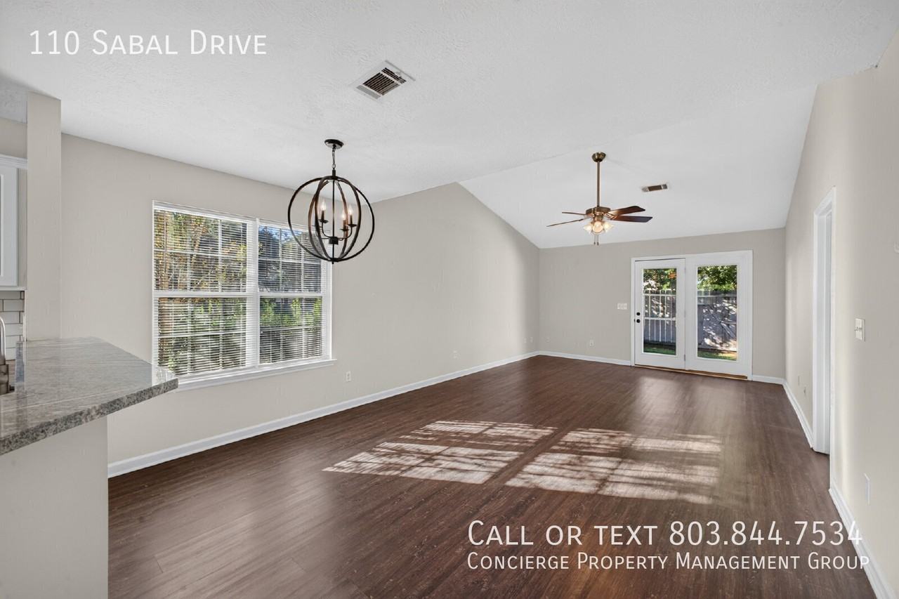 110 Sabal Dr - Photo 3 of 22