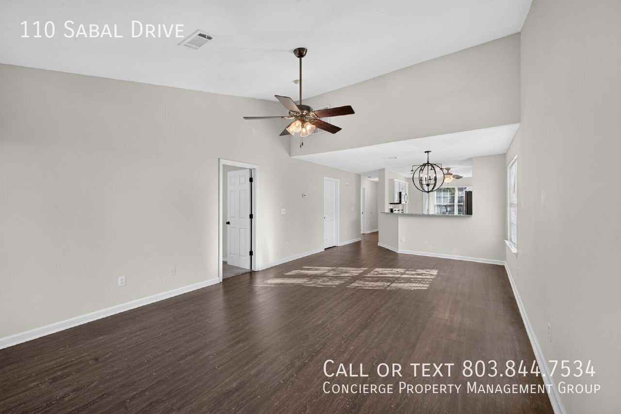 110 Sabal Dr - Photo 5 of 22