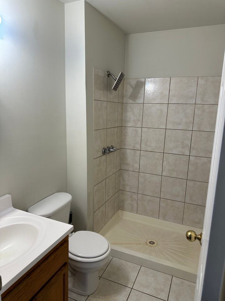 98 W 154th St #2 - Photo 4 of 7