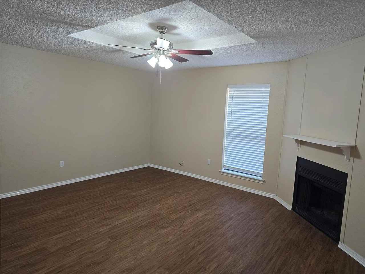 1118 Brady Dr - Photo 5 of 6