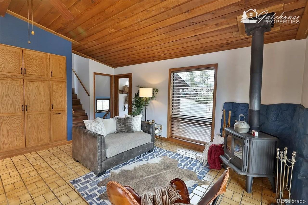 27888 Pine Grove Trl - Photo 5 of 26