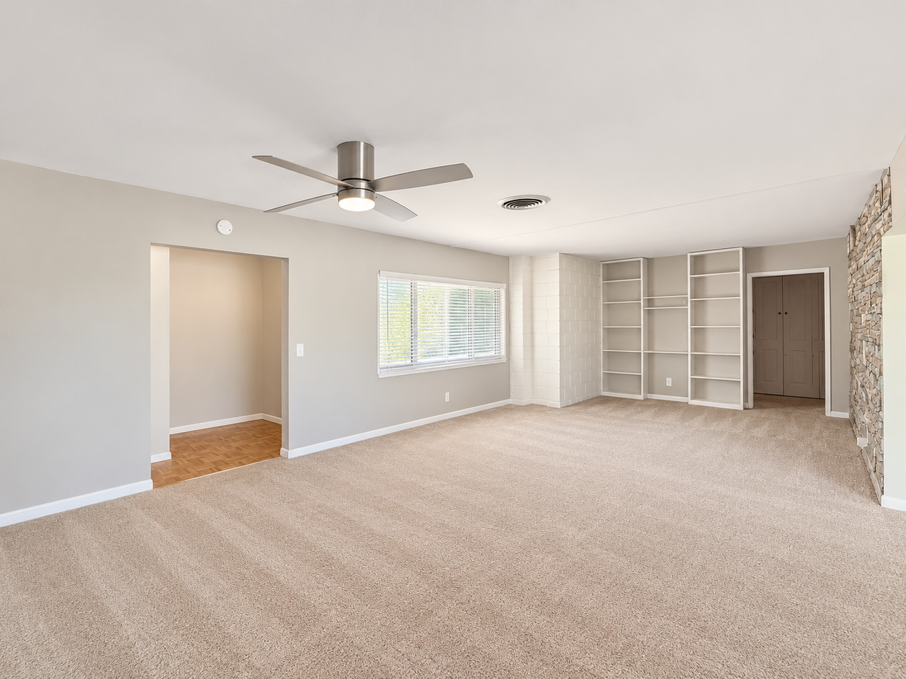 5365 E Falls View Dr - Photo 6 of 27