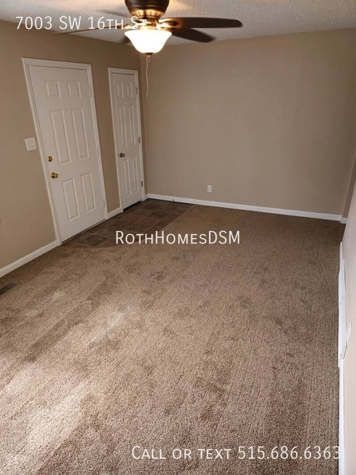7003 Sw 16th St - Photo 4 of 27
