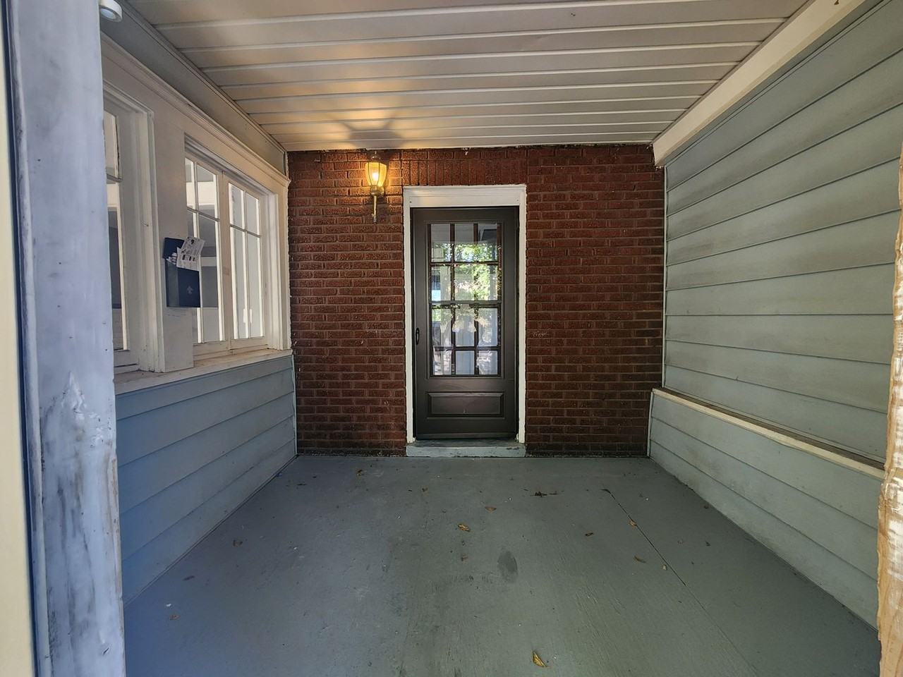 1556 Goodyear Blvd - Photo 2 of 13