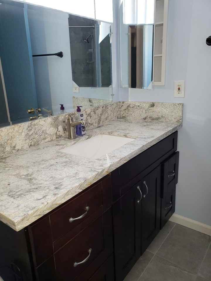 912 Centennial St - Photo 7 of 12