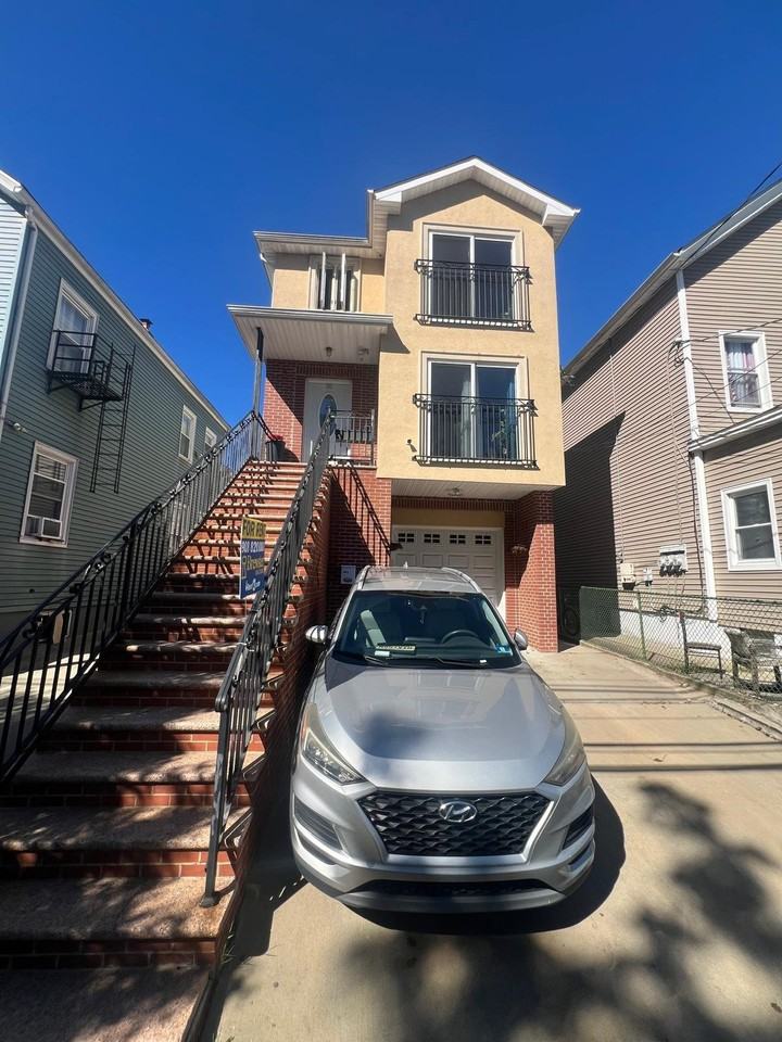 35 Orchard St #2
