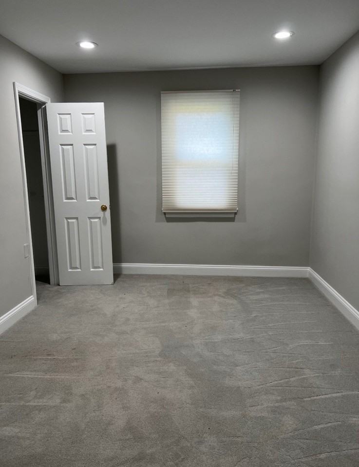6207 Zekan Ln - Photo 3 of 3