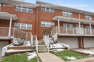 featured image of 169 E Palatine Rd #H