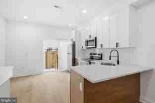 1019 W Orleans St - Photo 1 of 1