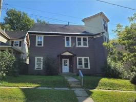 featured image of 212 Farwell St #3