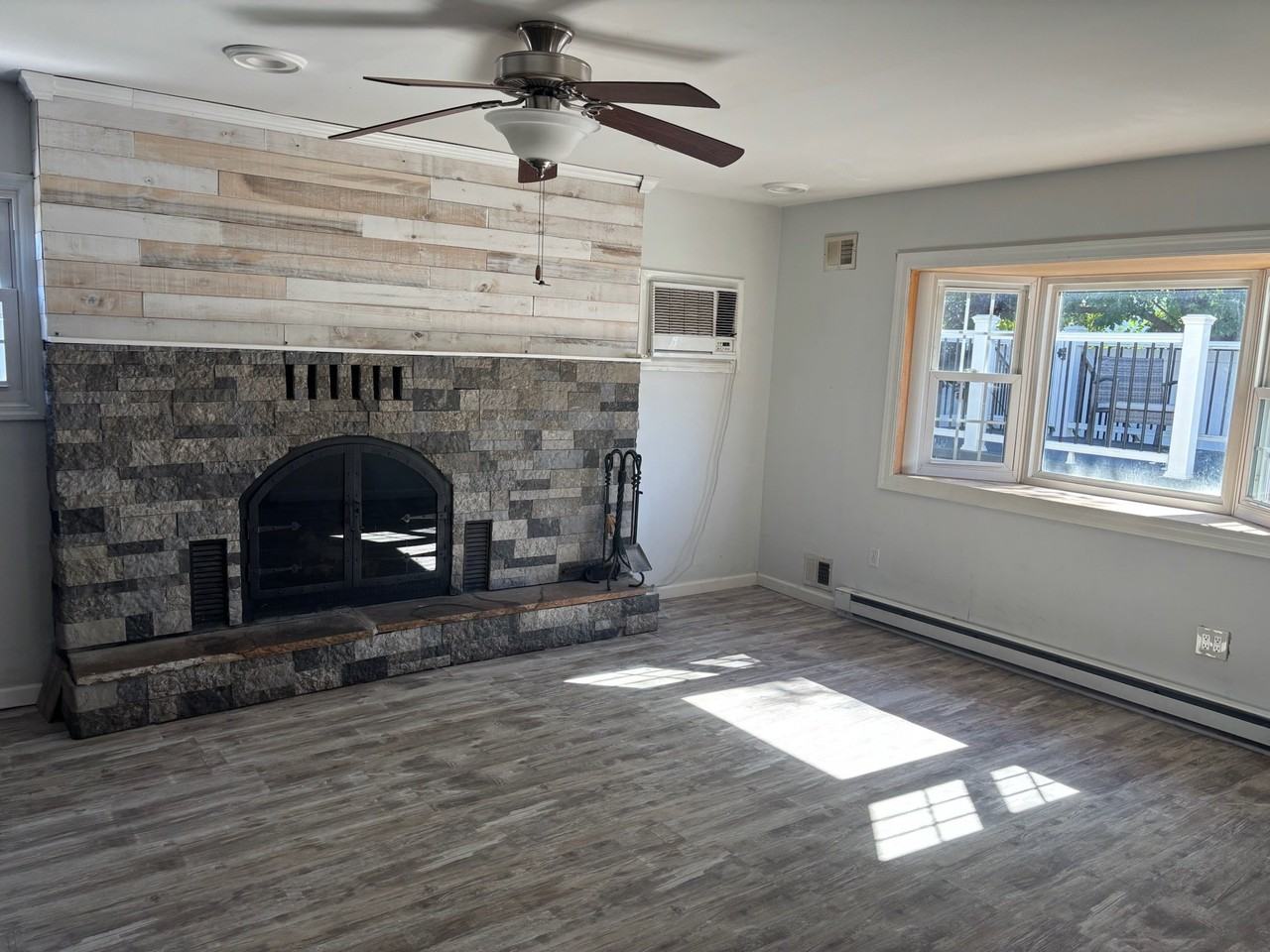 46 Peachtree Ln - Photo 6 of 9