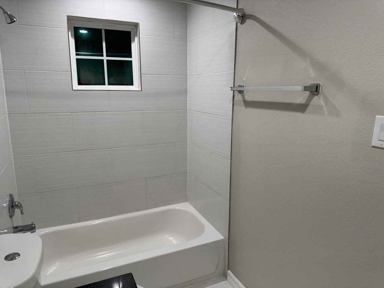 5005 Mallow St #B - Photo 4 of 20