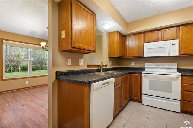 3506 W 24th St - Photo 7 of 11