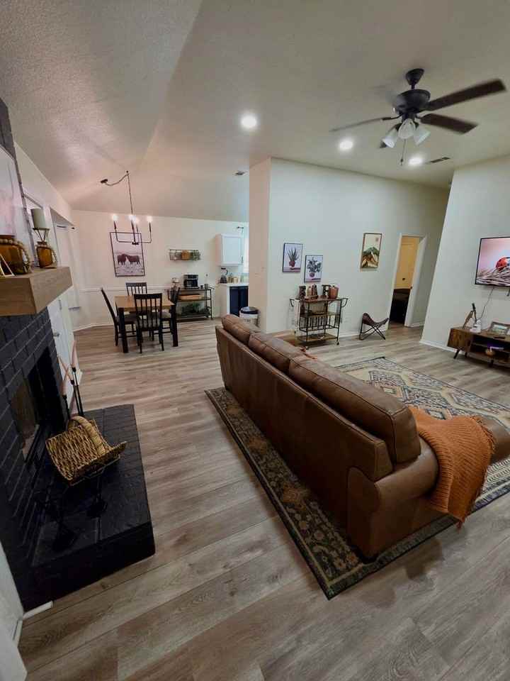 110 Meadowbrook Dr - Photo 5 of 23