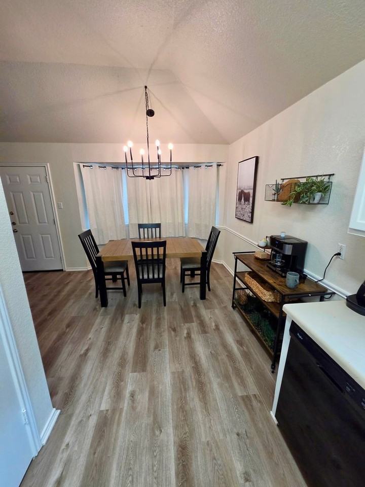 110 Meadowbrook Dr - Photo 6 of 23