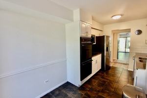 featured image of 10 Old Oak Dr