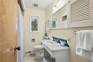 featured image of 218 Old Lesnett Rd