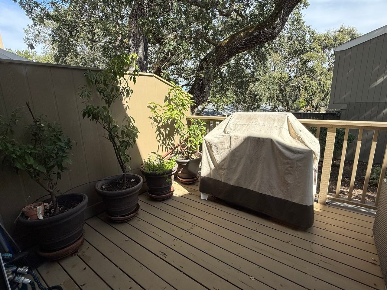10 Park Crest Ct - Photo 7 of 20