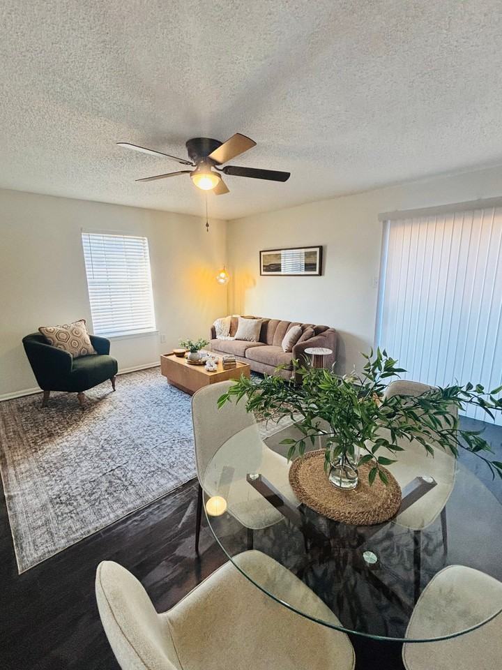 2080 Lobdell Blvd #3301 - Photo 4 of 19