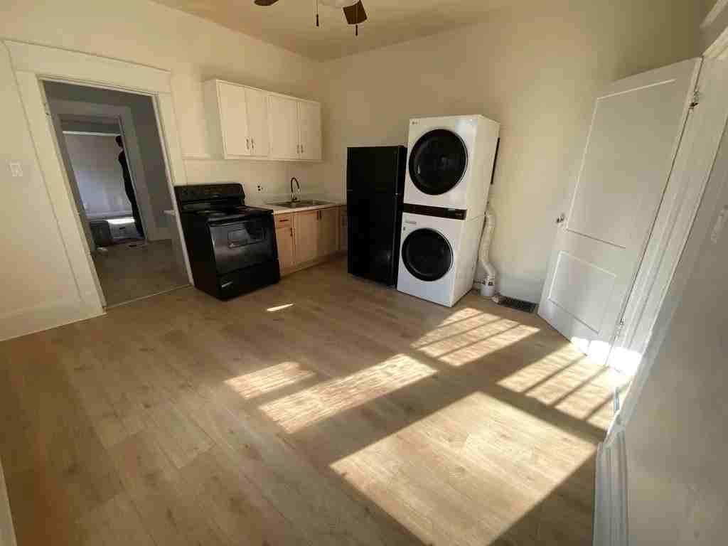 1127 Metropolitan Pkwy Sw #1 - Photo 5 of 11