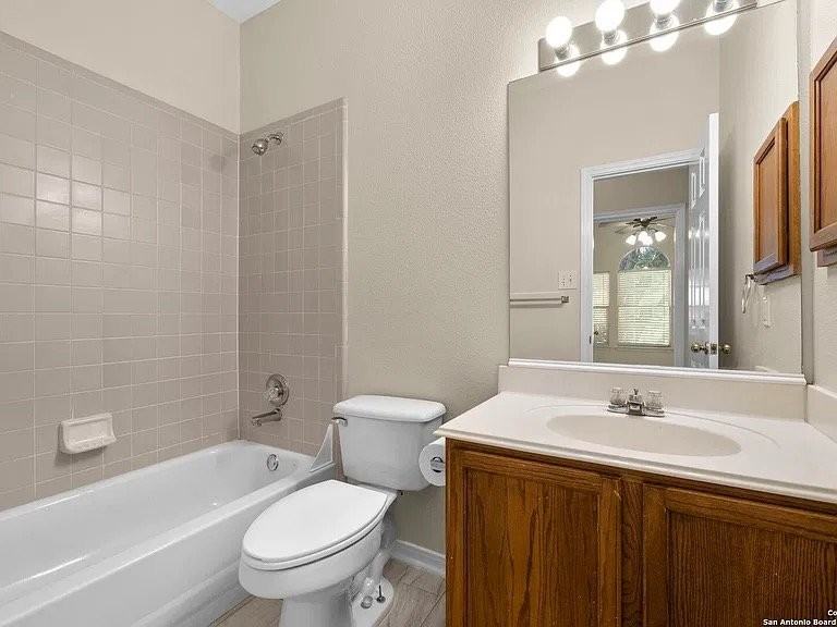 6353 Parkland Oaks Dr - Photo 6 of 16
