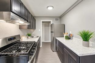 866 Lower Ferry Rd #206 - Photo 1 of 1