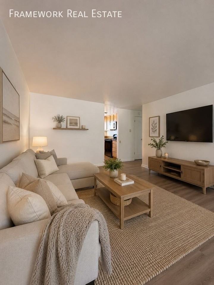 1691 Reed St #3 - Photo 3 of 50