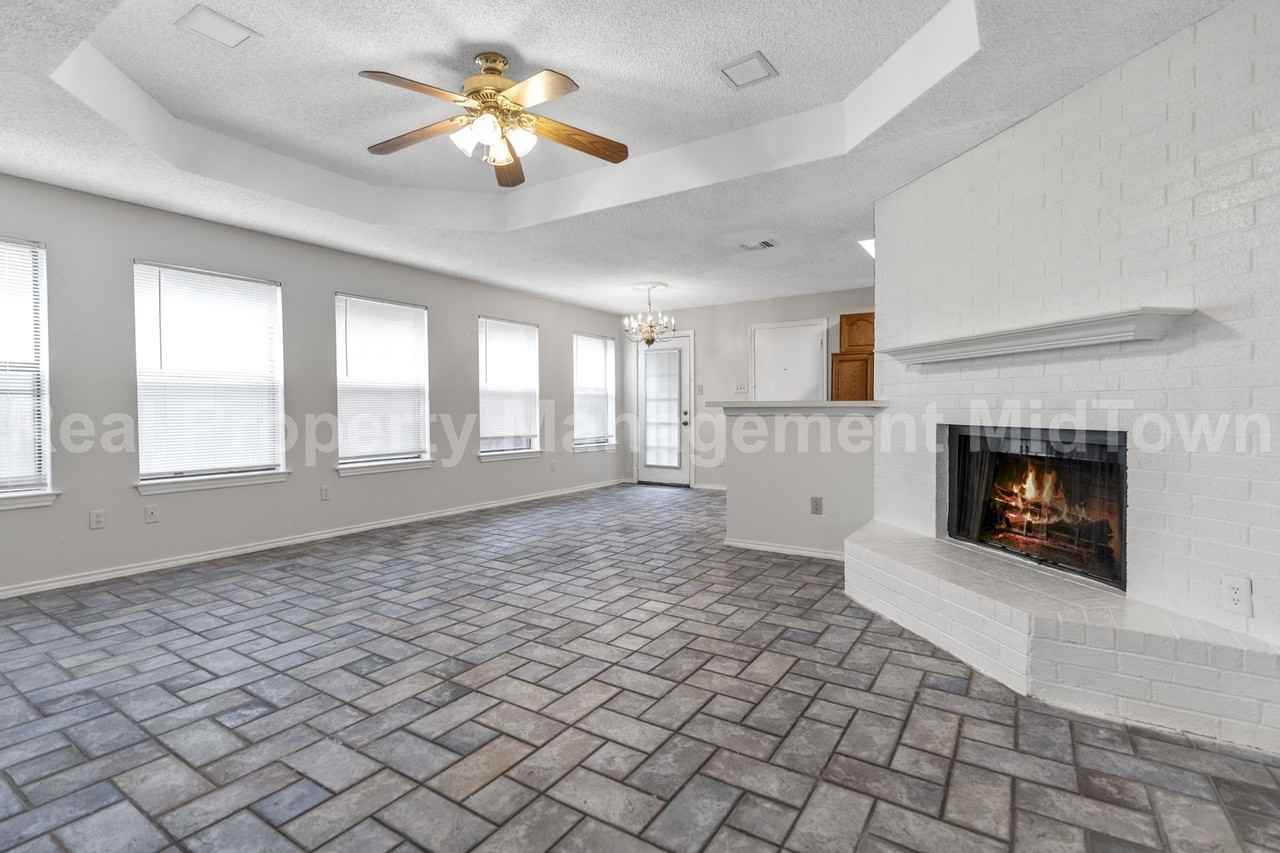 4633 Club Estate Pl - Photo 2 of 23