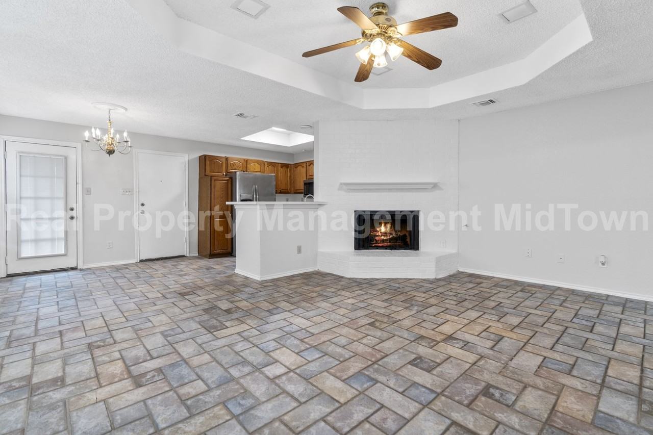 4633 Club Estate Pl - Photo 3 of 23