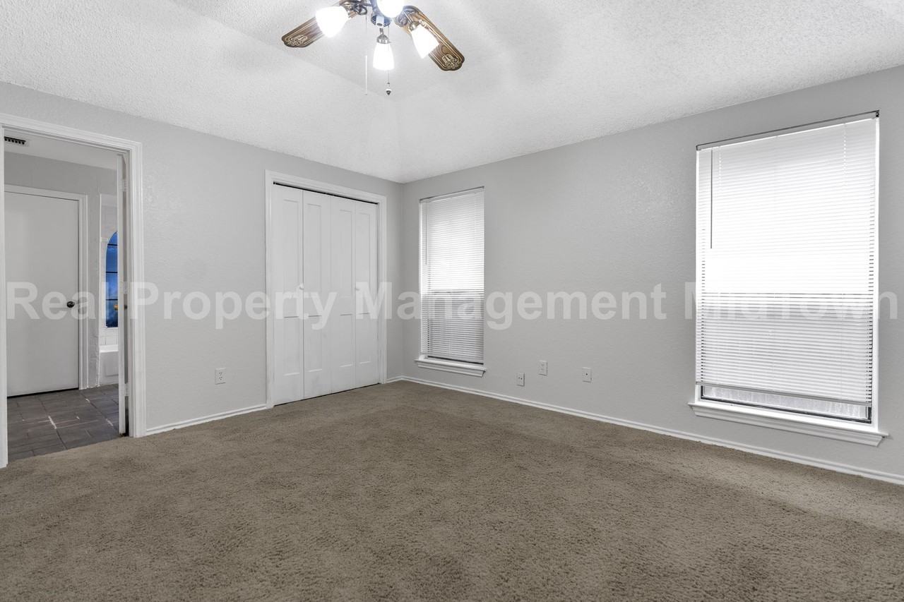 4633 Club Estate Pl - Photo 6 of 23