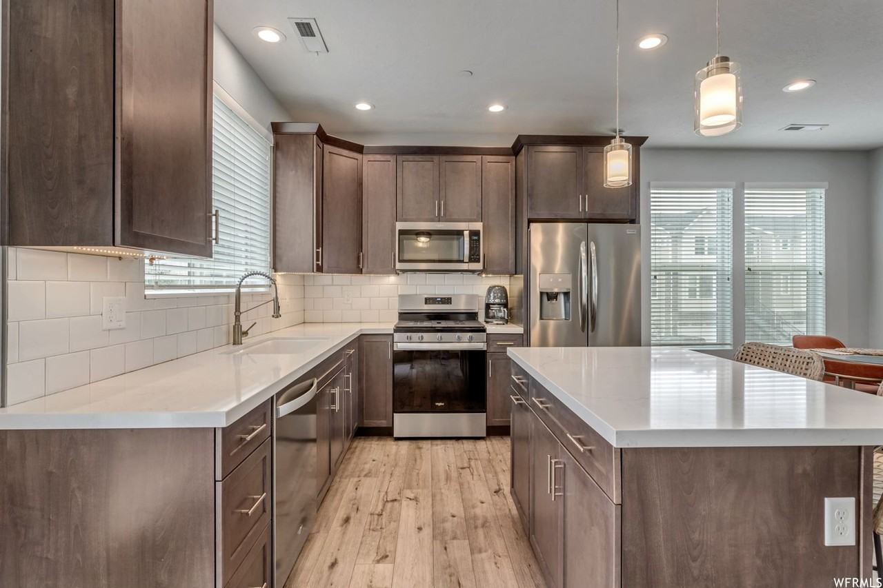 52 E Golden Privet Dr - Photo 4 of 15